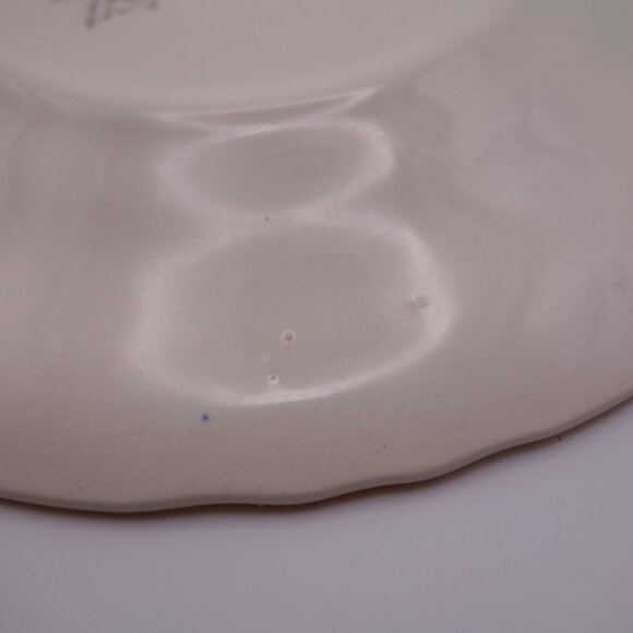 St. Thomas a Becket Pierrefonds, Quebec Decorated in Canada 22K Gold Rim Plate - Picture 8 of 15